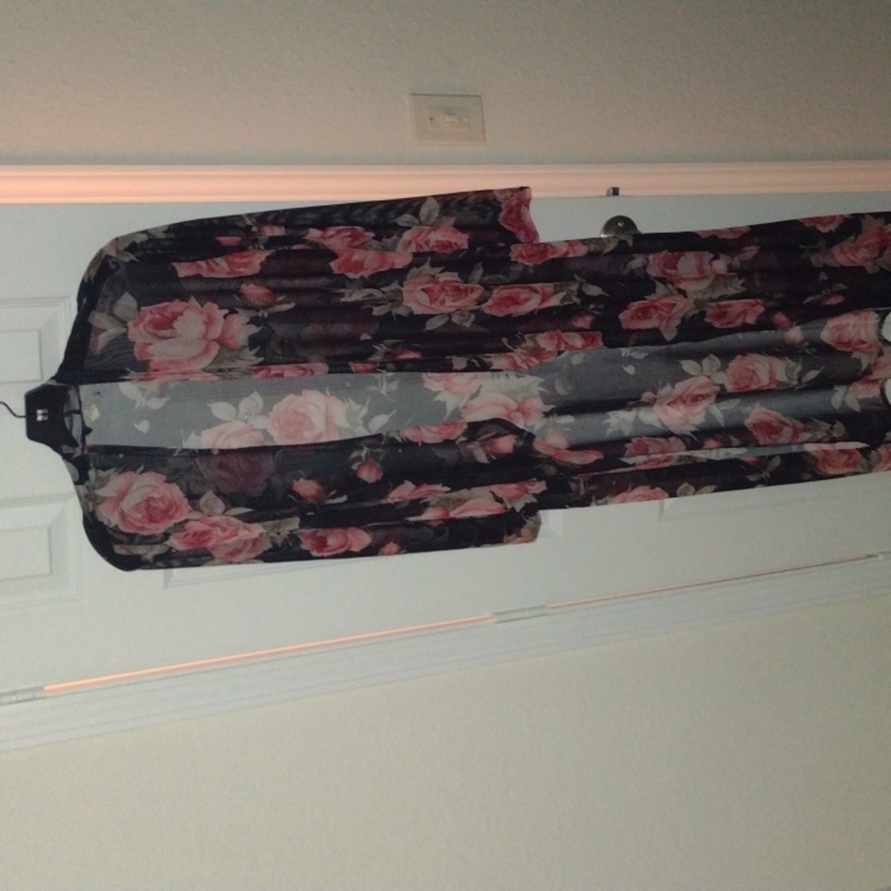 Duster/Cover-up - Picture 3 of 4